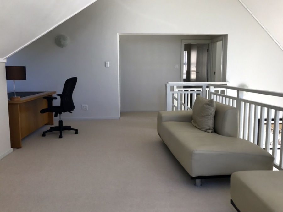 To Let 3 Bedroom Property for Rent in Wilderness Central Western Cape